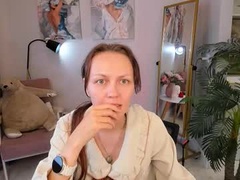 Recent screenshot of mia_meowxkiss