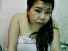 Recent screenshot of mia_mimi1