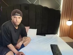 Recent screenshot of mikeandsara_