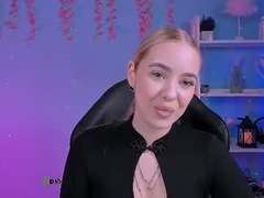 Recent screenshot of miss_rina_