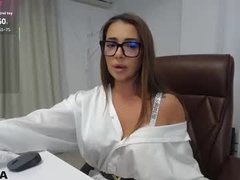 Recent screenshot of missrachelxo