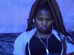 Recent screenshot of momsdoll