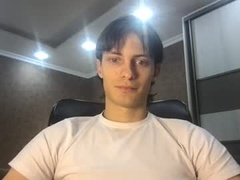 Recent screenshot of mr_lookingg