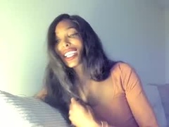 Recent screenshot of natassiadreamsxxx