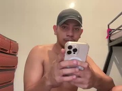 Recent screenshot of naughty_alex25
