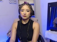 Recent screenshot of niki___