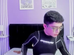 Recent screenshot of niko_baby_bear