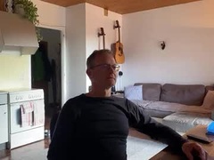 Recent screenshot of papa_show