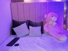 Recent screenshot of paris_honeyy