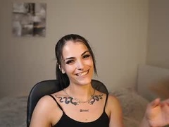 Recent screenshot of pauline_2005