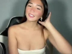 Recent screenshot of petite_jeya