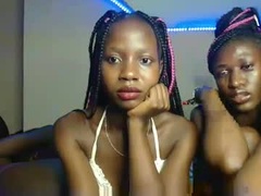 Recent screenshot of pinky_niela