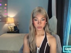 Recent screenshot of queen_nicolexxx