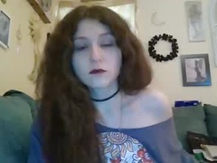 Recent screenshot of queencrimsonlvx