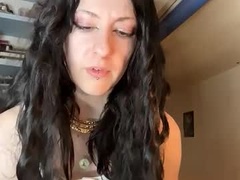 Recent screenshot of queenselket