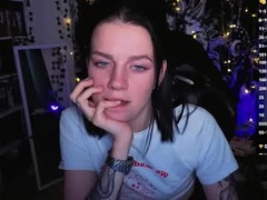Recent screenshot of raspberry__girl