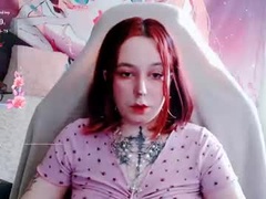 Recent screenshot of redvelvetdoll