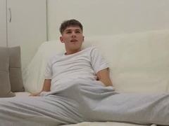 Recent screenshot of reeves_bae