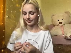 Recent screenshot of reneeyoshimura