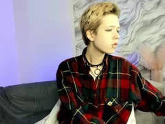 Recent screenshot of rina_sweetty