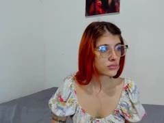 Recent screenshot of roxanajames__