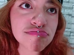 Recent screenshot of roxanne_cherry