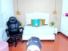 Recent screenshot of roxy_williamss
