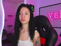 Recent screenshot of sammi_sweet_