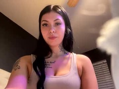 Recent screenshot of shaylynsky