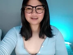Recent screenshot of shy_girl09
