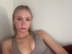 Recent screenshot of skinnykitty000