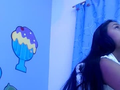 Recent screenshot of skinnysexzara18