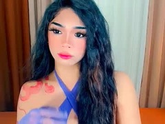 Recent screenshot of snakecockprincess