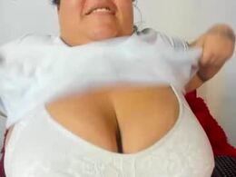 sobigcurvy44's Profile Picture