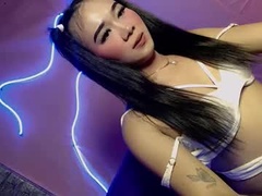 Recent screenshot of stunning_andrea69