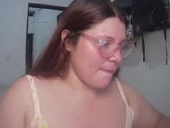 Recent screenshot of sweet_zoe_uwu