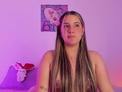 Recent screenshot of sweetsofi_12