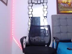 Recent screenshot of thomas_foxl