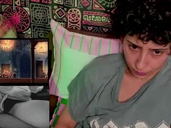 Recent screenshot of thumbelinoxo