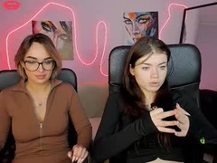 Recent screenshot of tina_bonbon