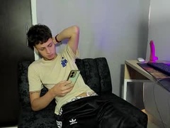 Recent screenshot of two_sexboys2