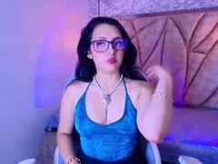 Recent screenshot of velvetluxe_