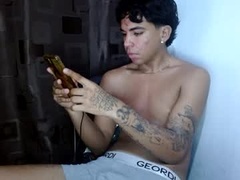 Recent screenshot of yeionee