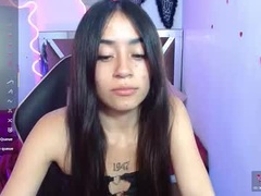 Recent screenshot of zaira_tay