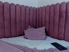 Recent screenshot of zoe_banx