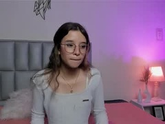 Recent screenshot of zoe_dear